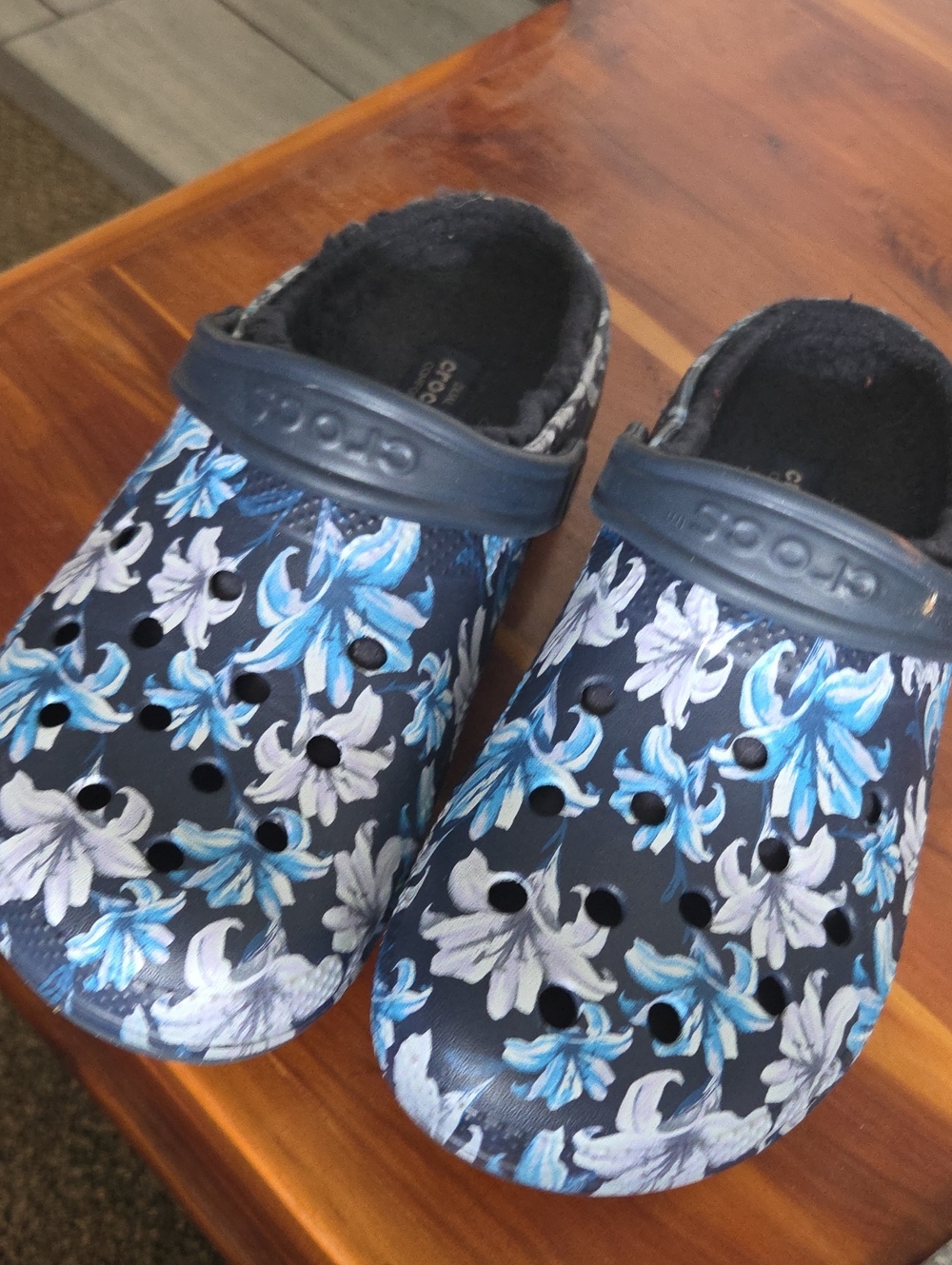 CROCS Women's Floral Clog - Navy, Light Blue & White